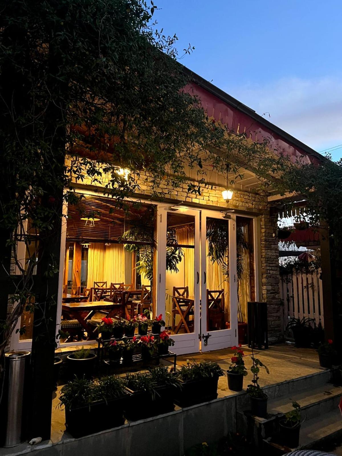 The Birdcage, Mukteshwar Hotel Exterior photo