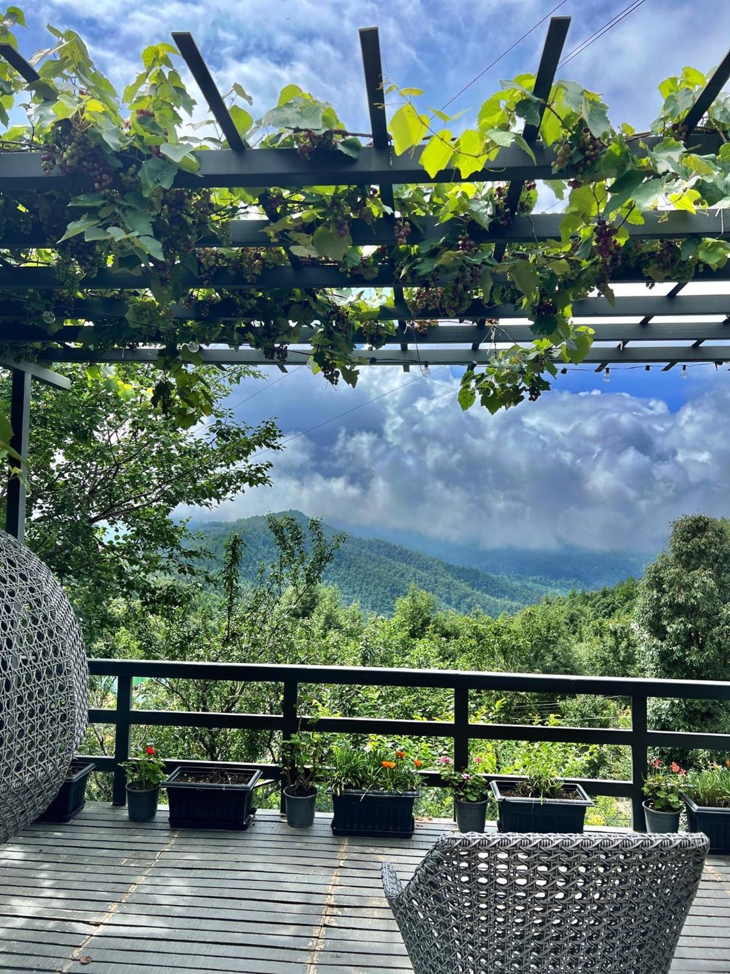 The Birdcage, Mukteshwar Hotel Exterior photo