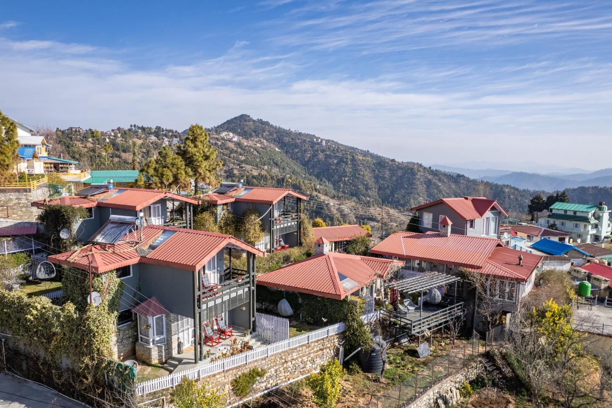 The Birdcage, Mukteshwar Hotel Exterior photo