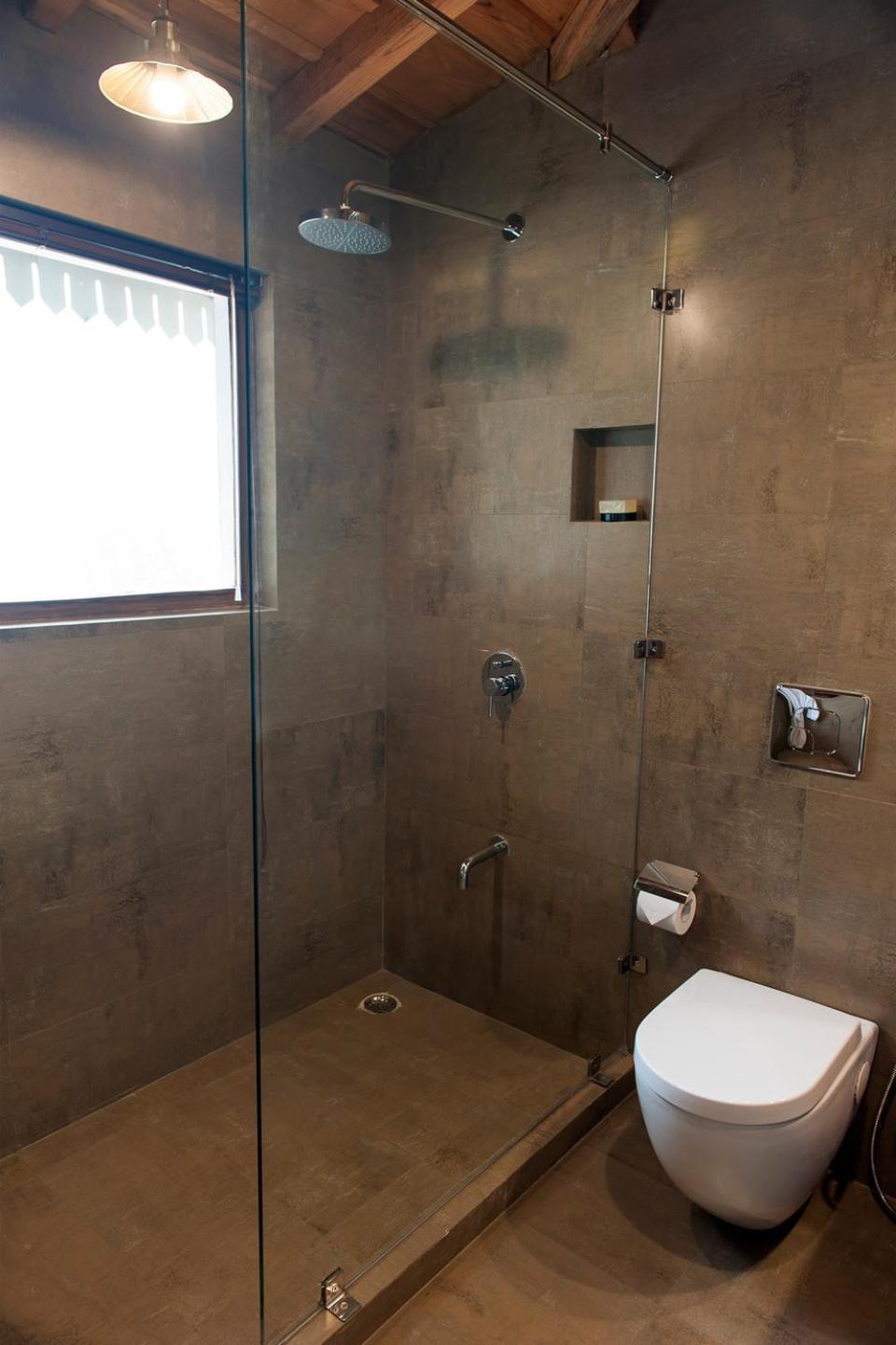 The Birdcage, Mukteshwar Hotel Room photo