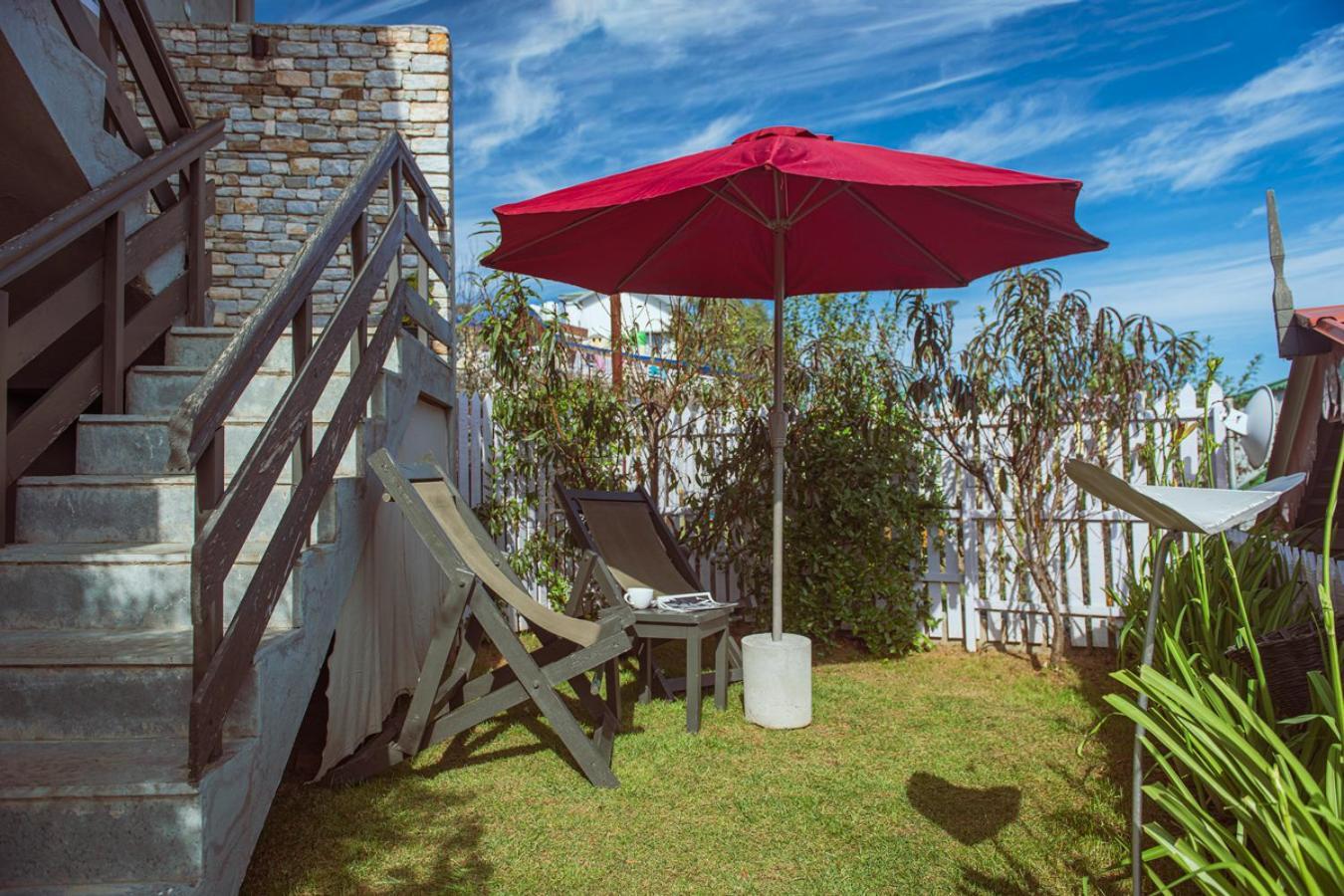 The Birdcage, Mukteshwar Hotel Exterior photo